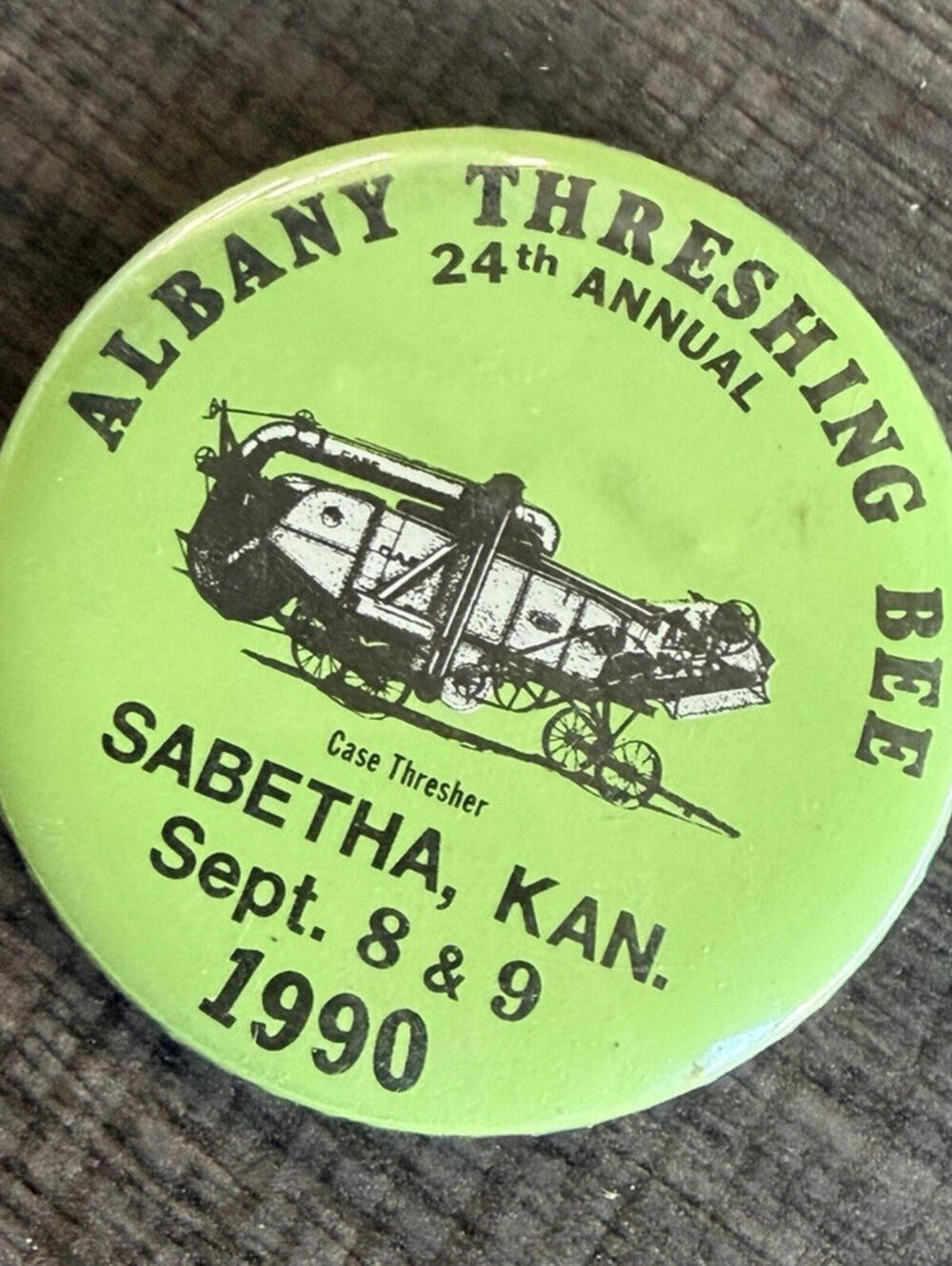 Case Albany Threshing Bee 1990 Original Green Agriculture Pinback Button